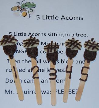 5 Little Acorns Poem for Preschoolers