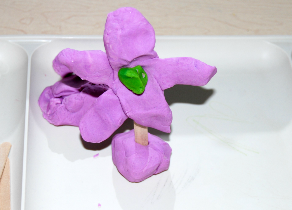 STEM in Preschool_Flower Construction Challenge