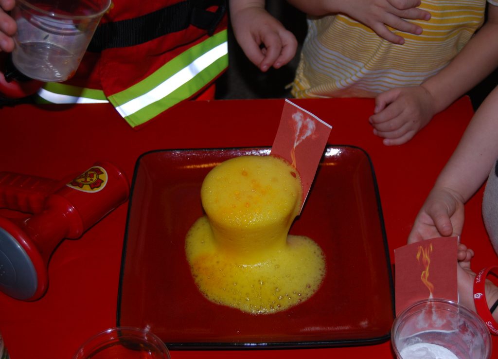 Community Helper Science Experiment for Preschool 006